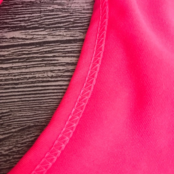 SALE ♡ LAST ONE ♡ Fitness Sport Bra - Picture 3 of 8